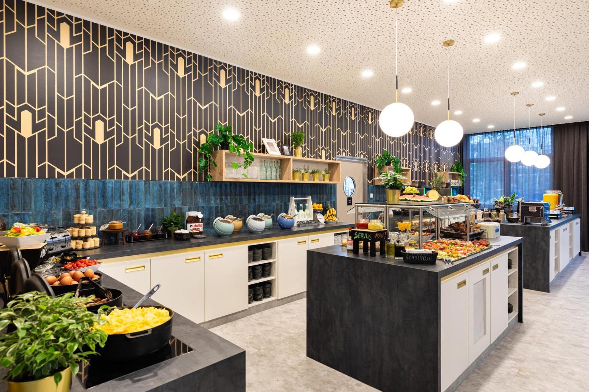 Holiday Inn - The Niu, Flower Konstanz By Ihg Ngoại thất bức ảnh